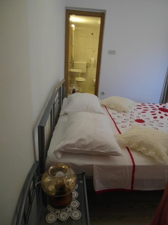 Apartment Antonio シベニク エクステリア 写真