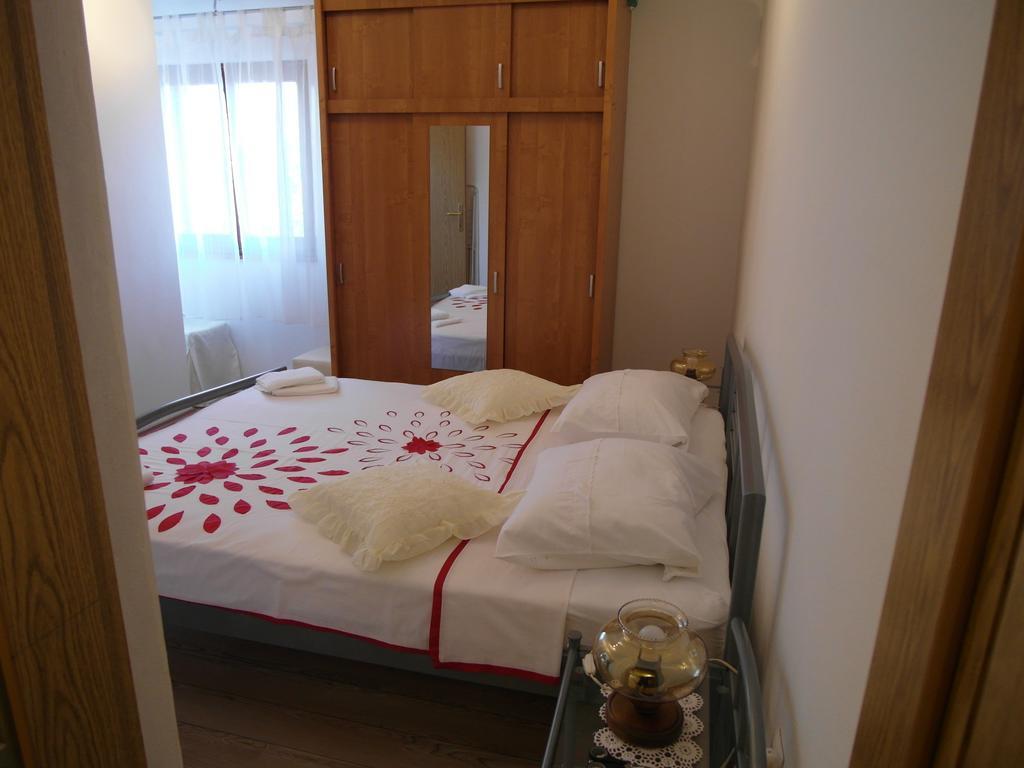 Apartment Antonio シベニク エクステリア 写真